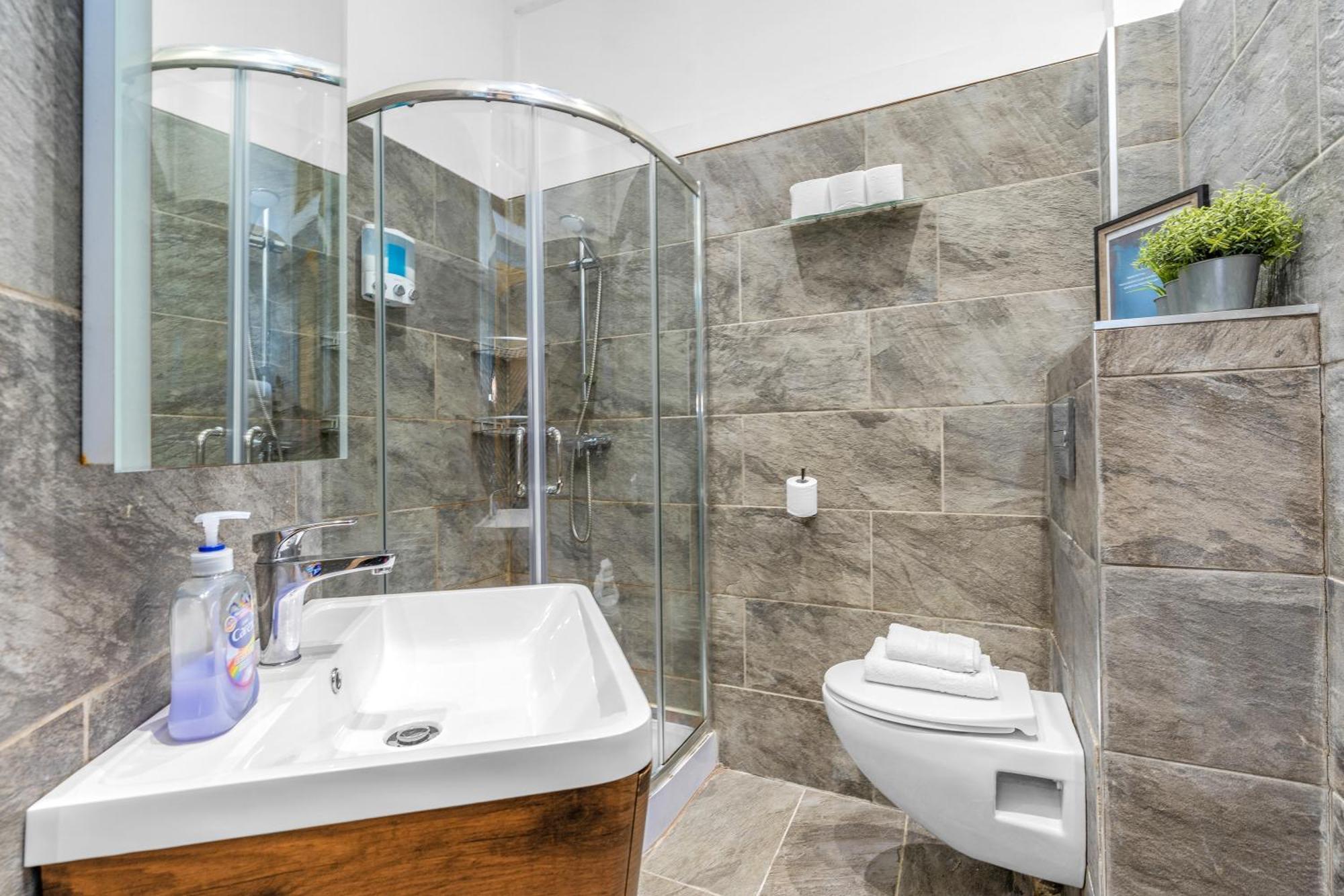Cosy Modern City Centre Flat エディンバラ エクステリア 写真