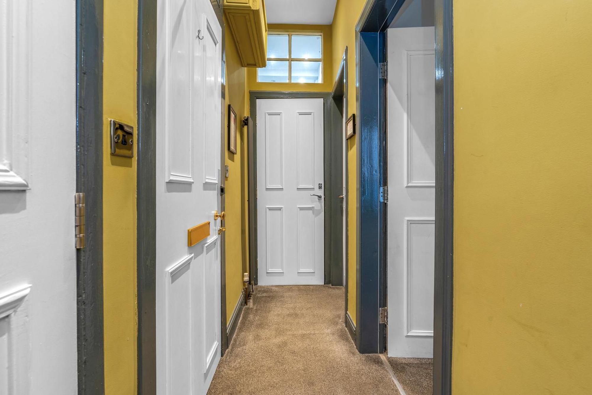 Cosy Modern City Centre Flat エディンバラ エクステリア 写真