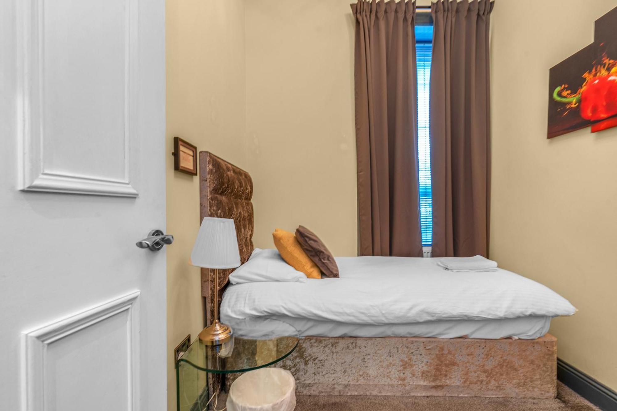 Cosy Modern City Centre Flat エディンバラ エクステリア 写真