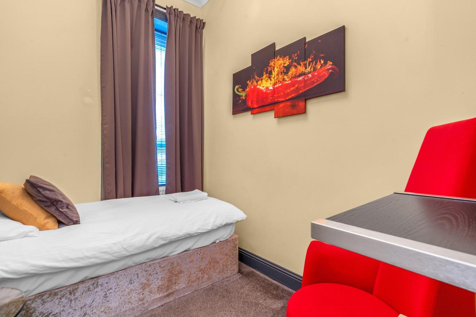 Cosy Modern City Centre Flat エディンバラ エクステリア 写真