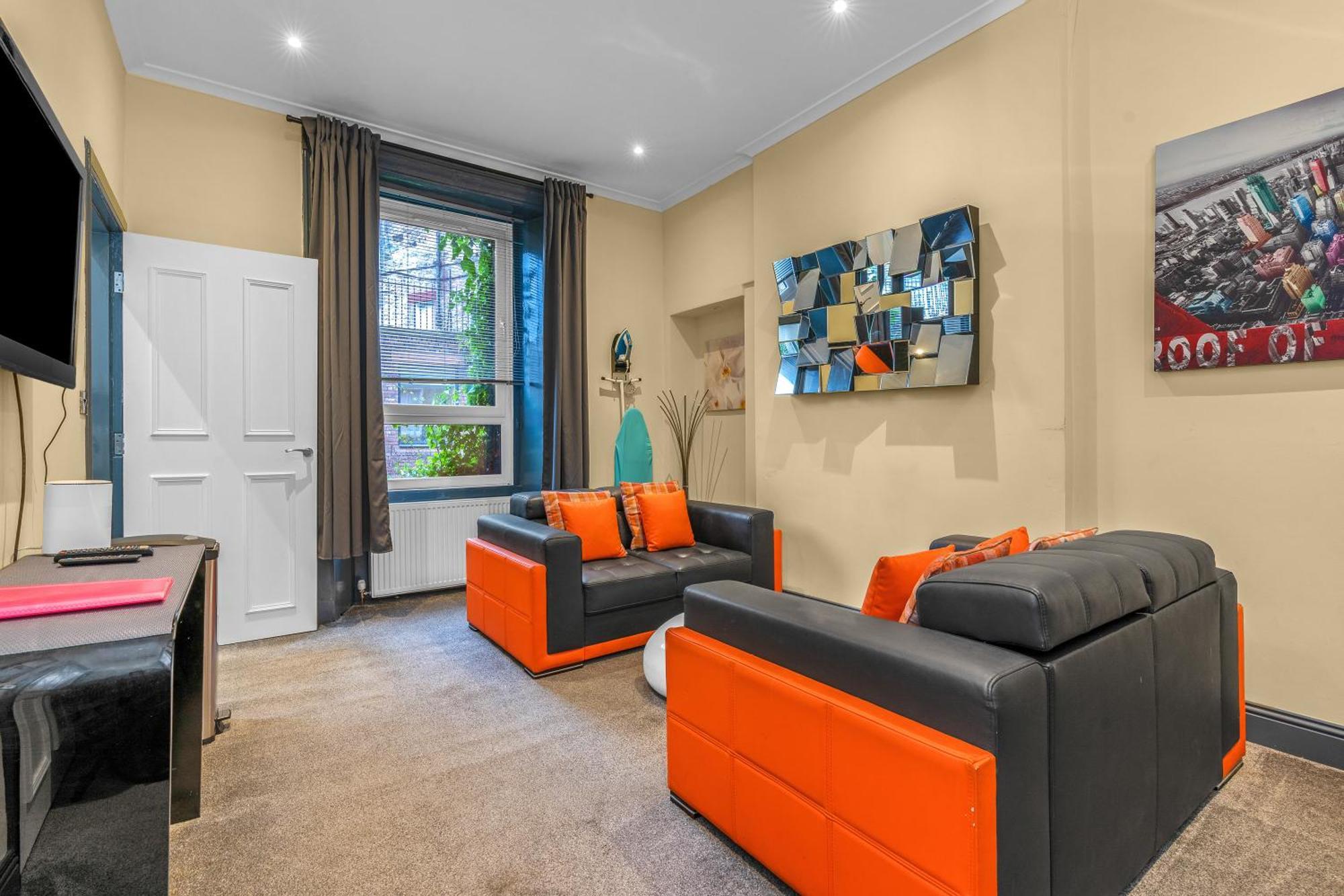 Cosy Modern City Centre Flat エディンバラ エクステリア 写真
